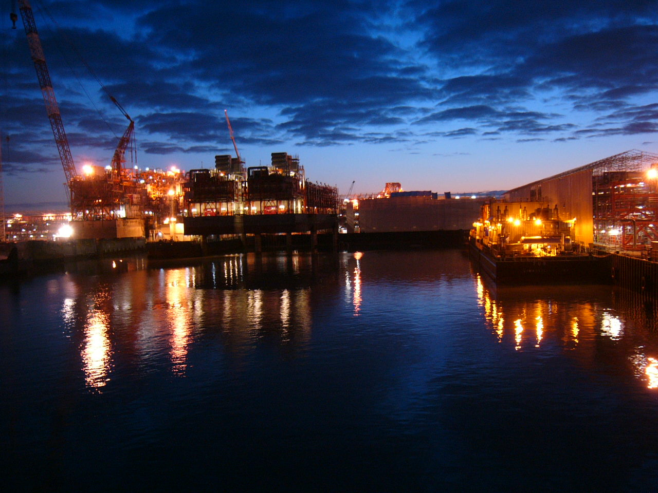 Kashagan-at-night-3.JPG