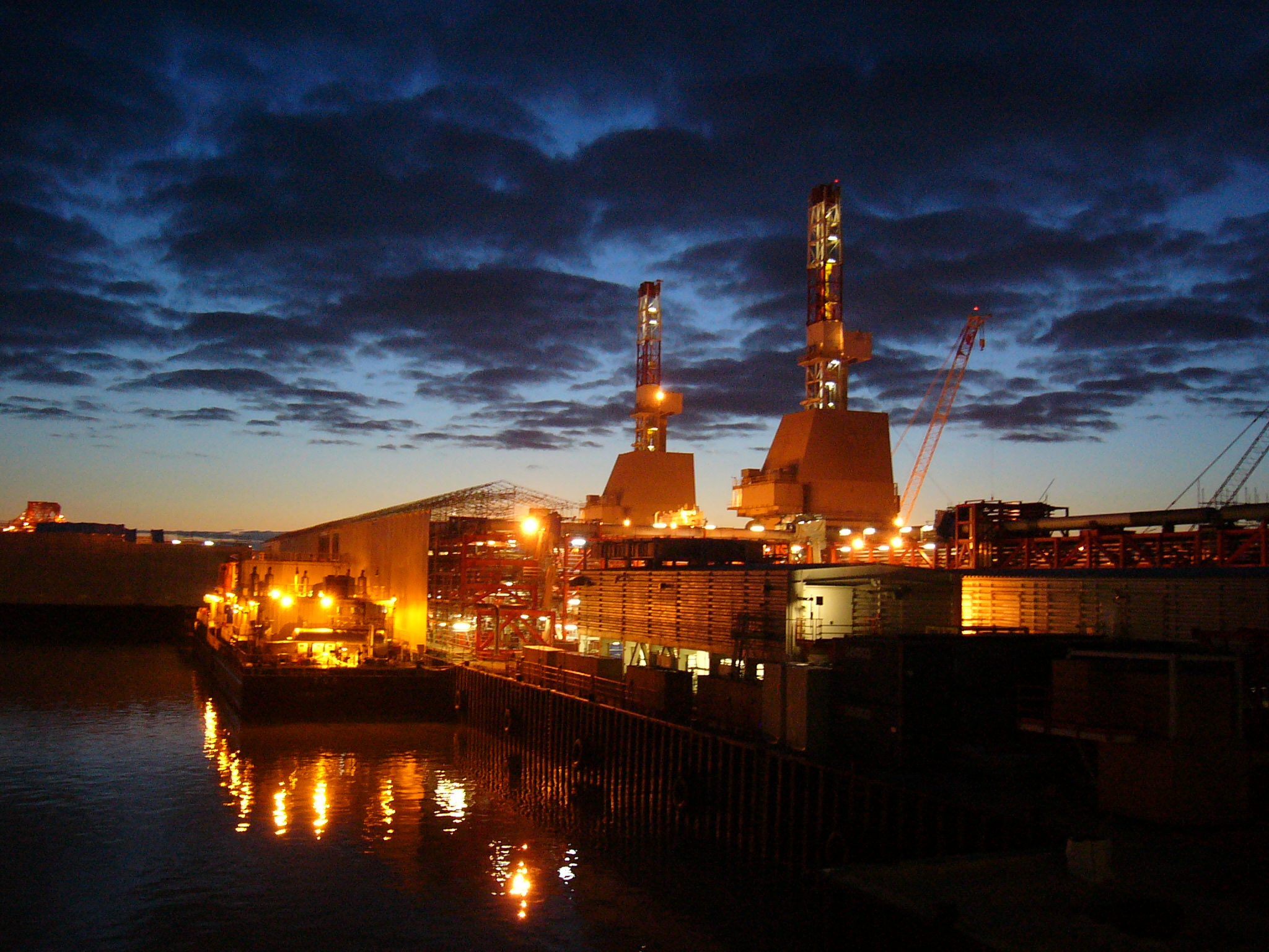 Kashagan-at-night-6.JPG