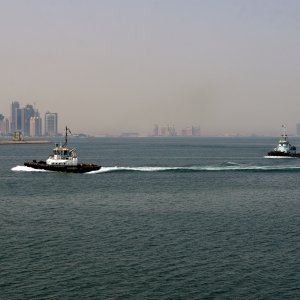 Doha harbour tugs - MQ 2