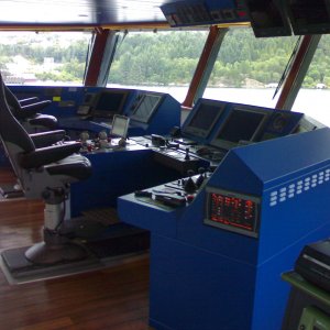 HUGIN EXPLORER