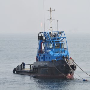 LAMNALCO PETREL