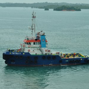 TETRA V