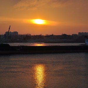 NARDIS AT THE SUNSET
