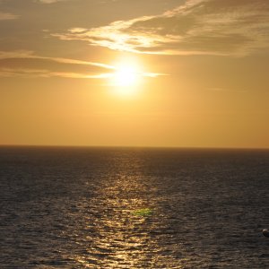SUNSET VIETNAM OFFSHORE