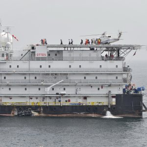 OTTO 5 OFFSHORE CREW CHANGE