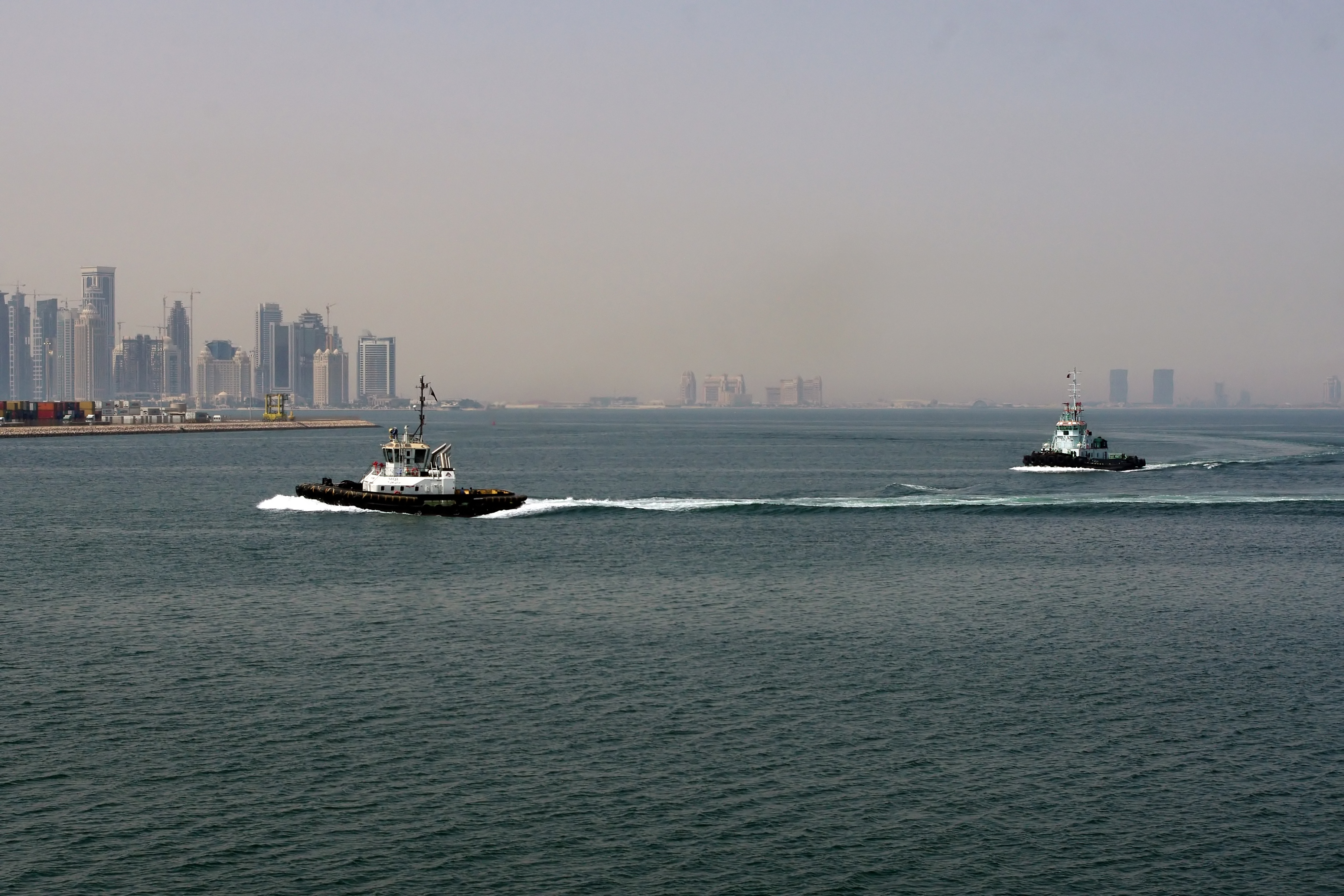Doha harbour tugs - MQ 2