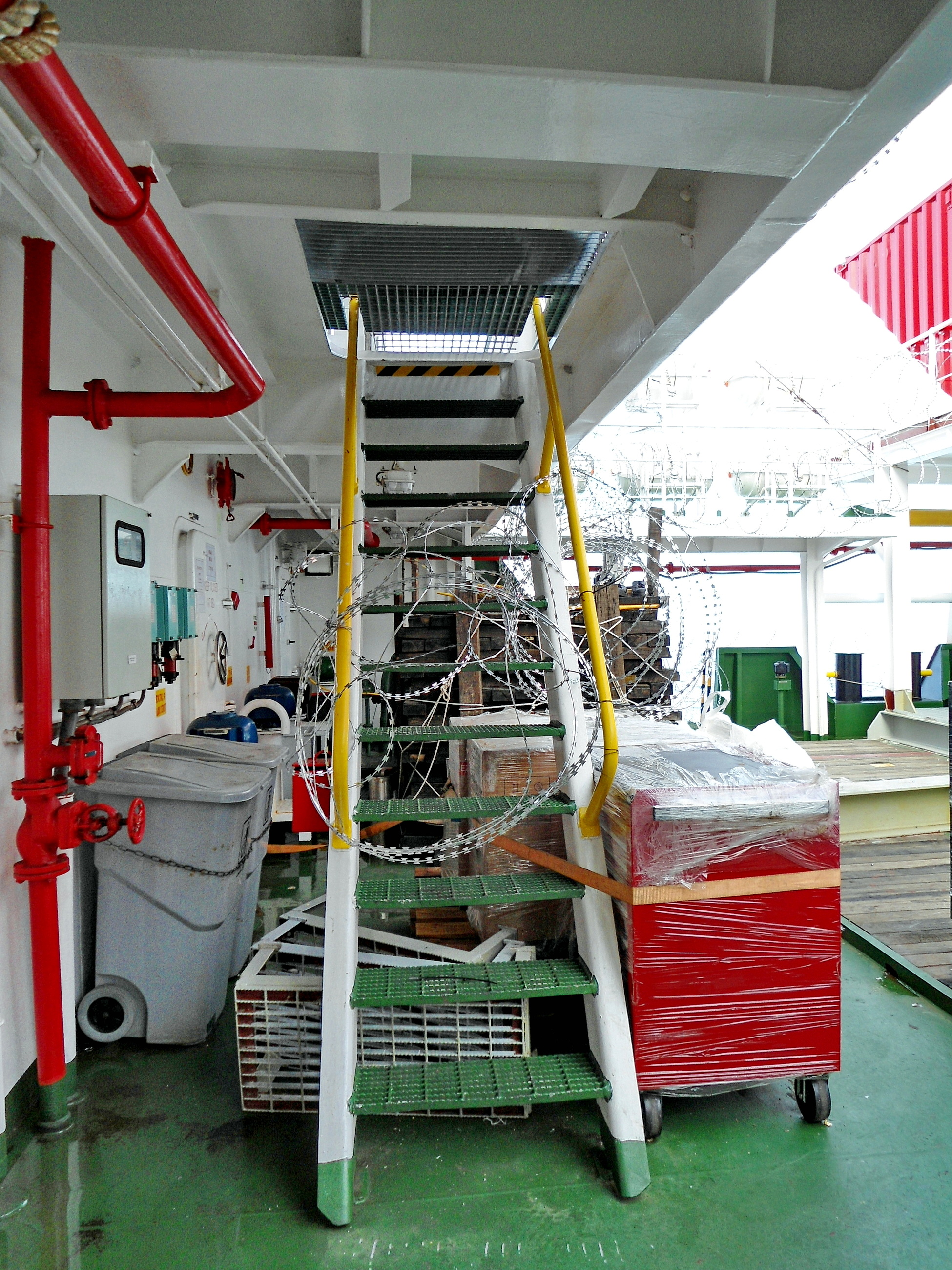 DSV AVIANNA ANTI-PIRACY MEASURES ON DECK