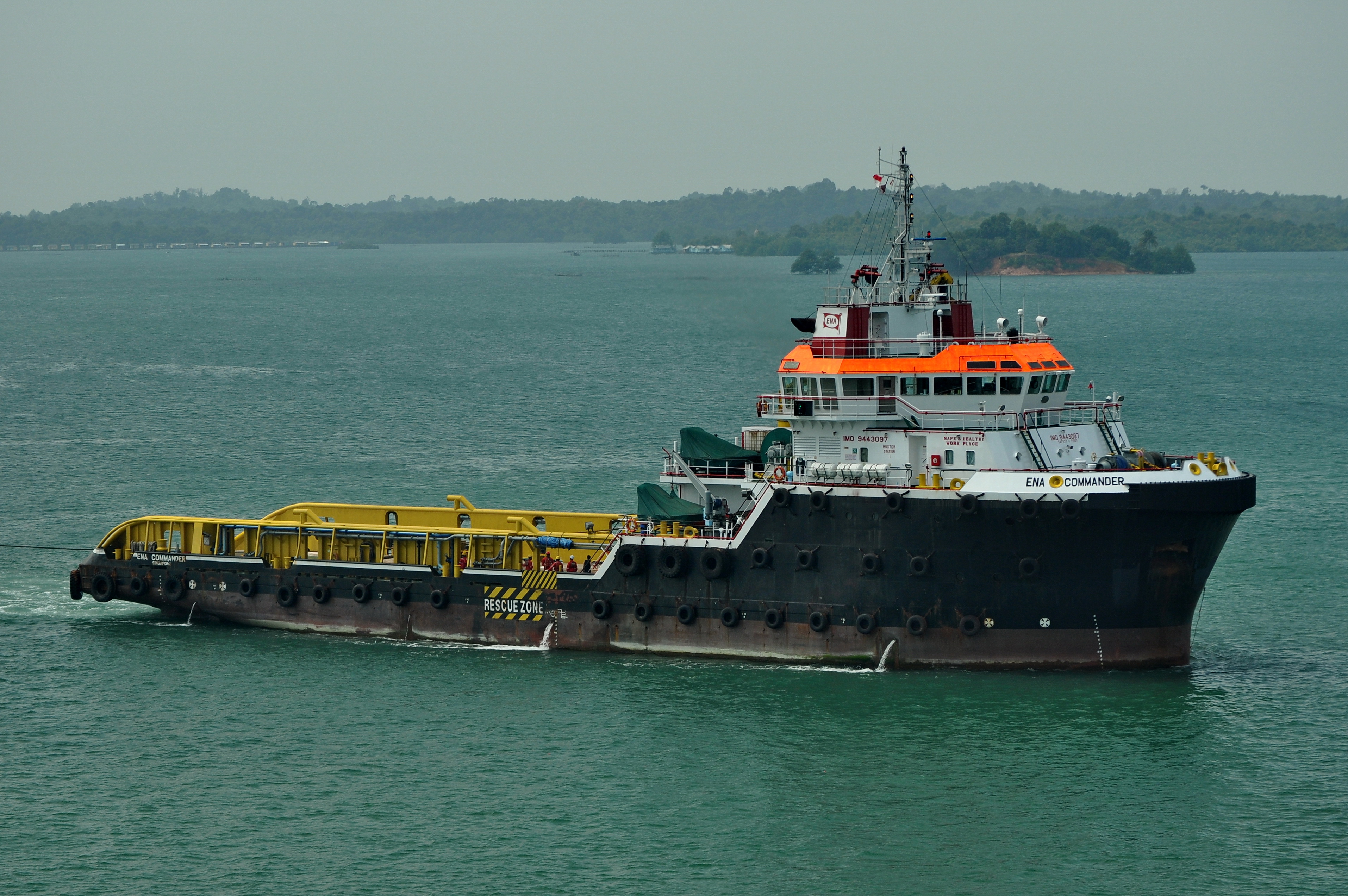 ENA COMMANDER