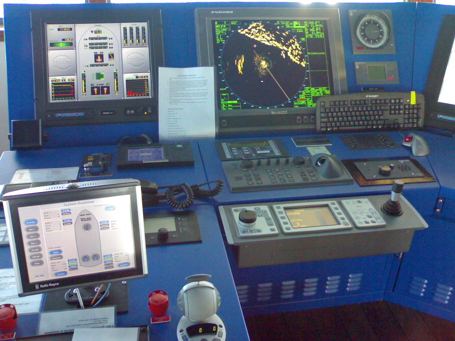 HUGIN EXPLORER