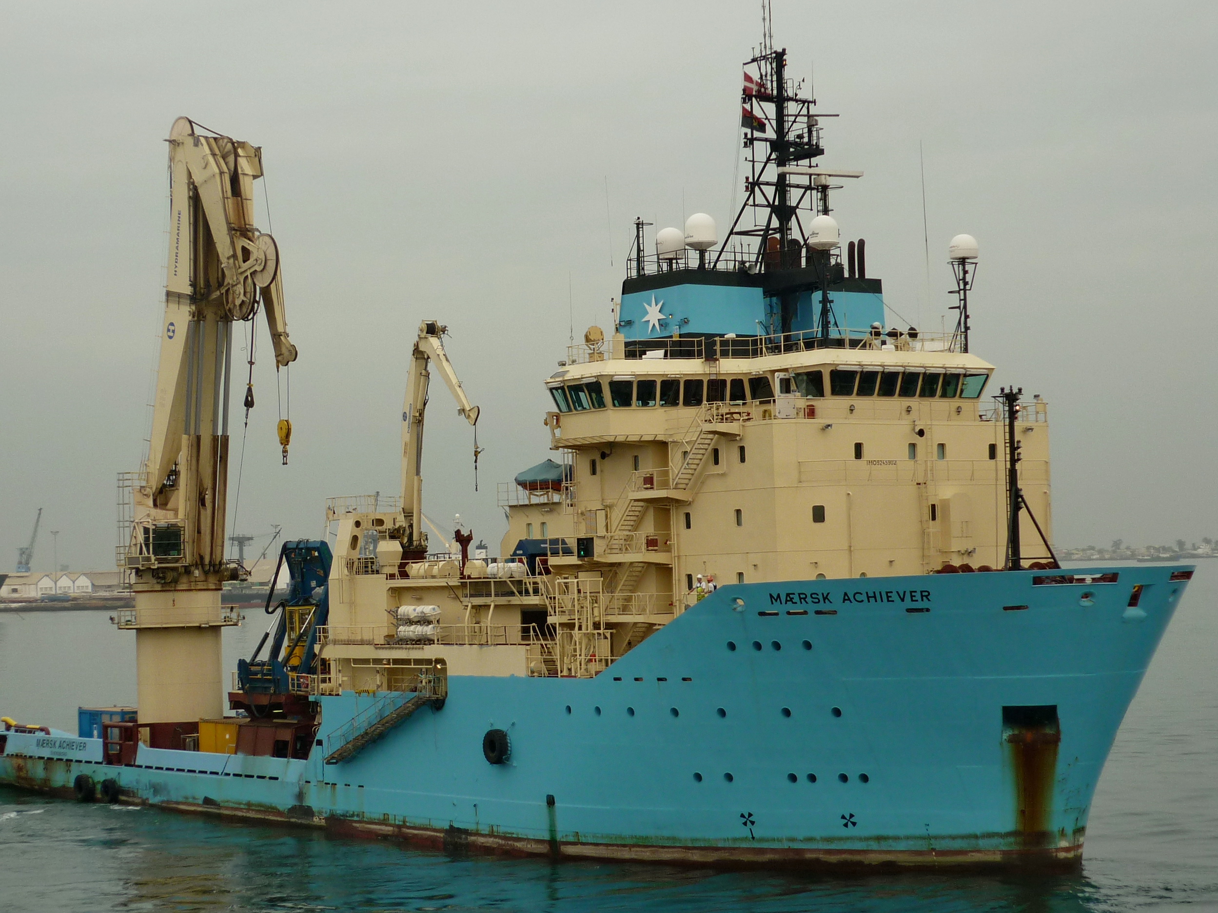 MAERSK ACHIEVER
