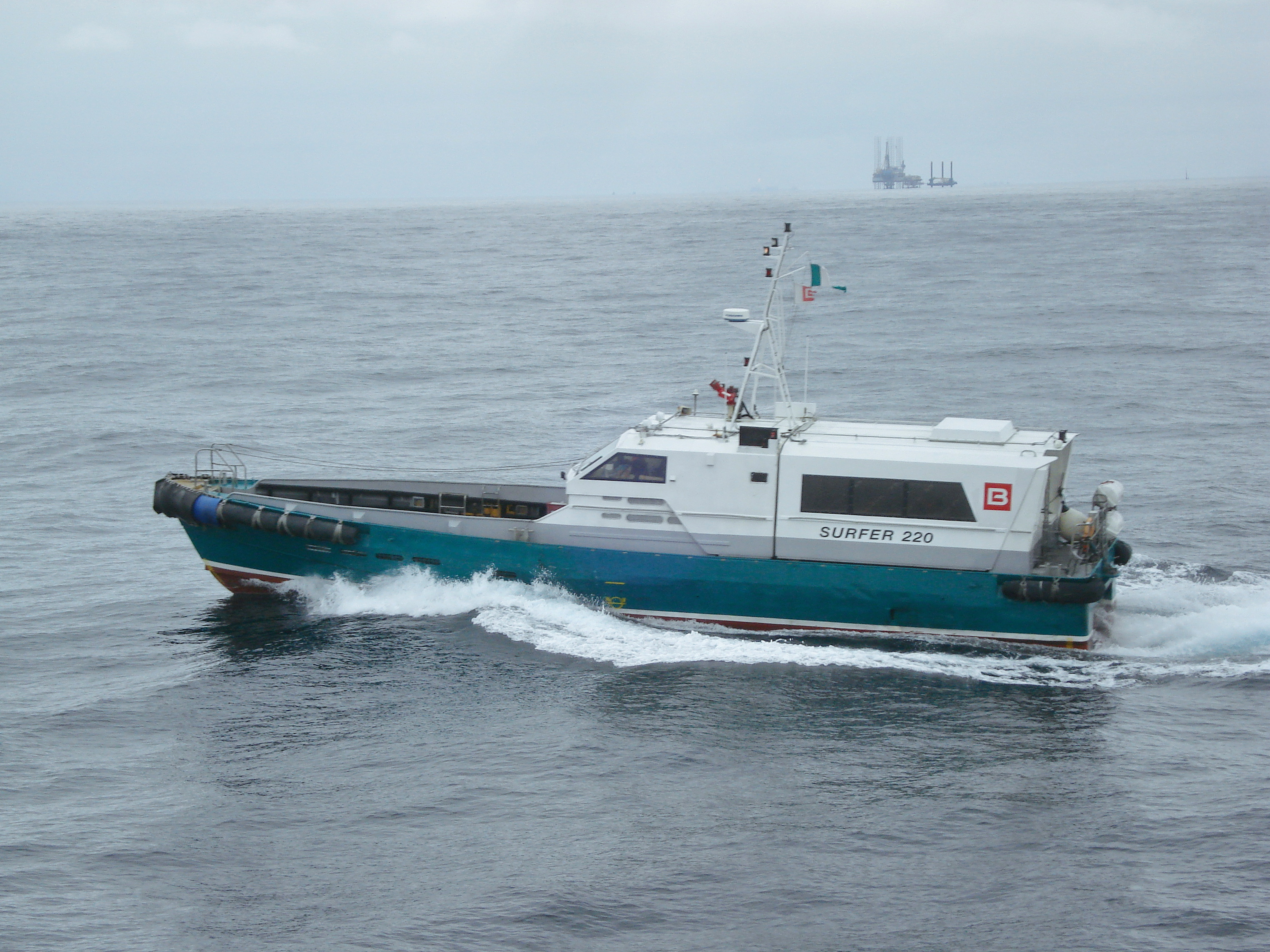 SURFER 220